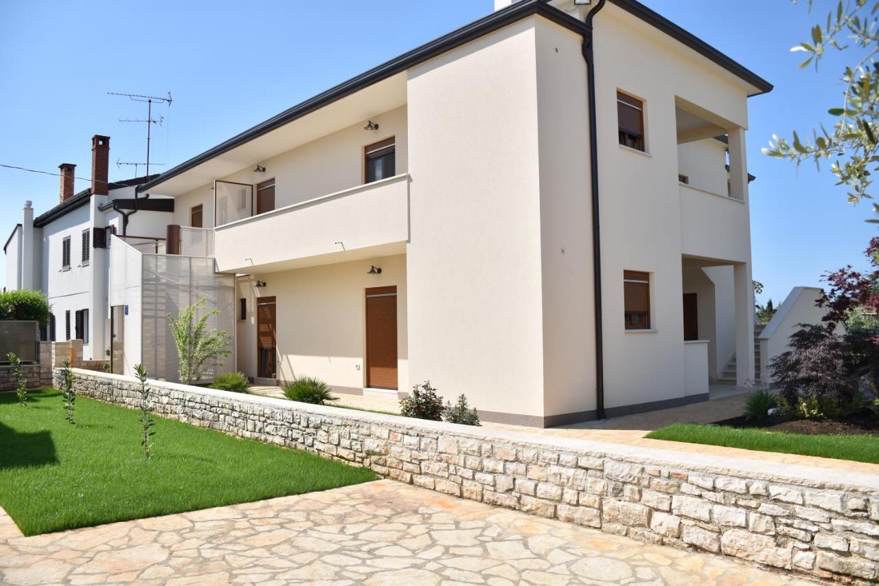 Apartmani Diana Novigrad  ภายนอก รูปภาพ