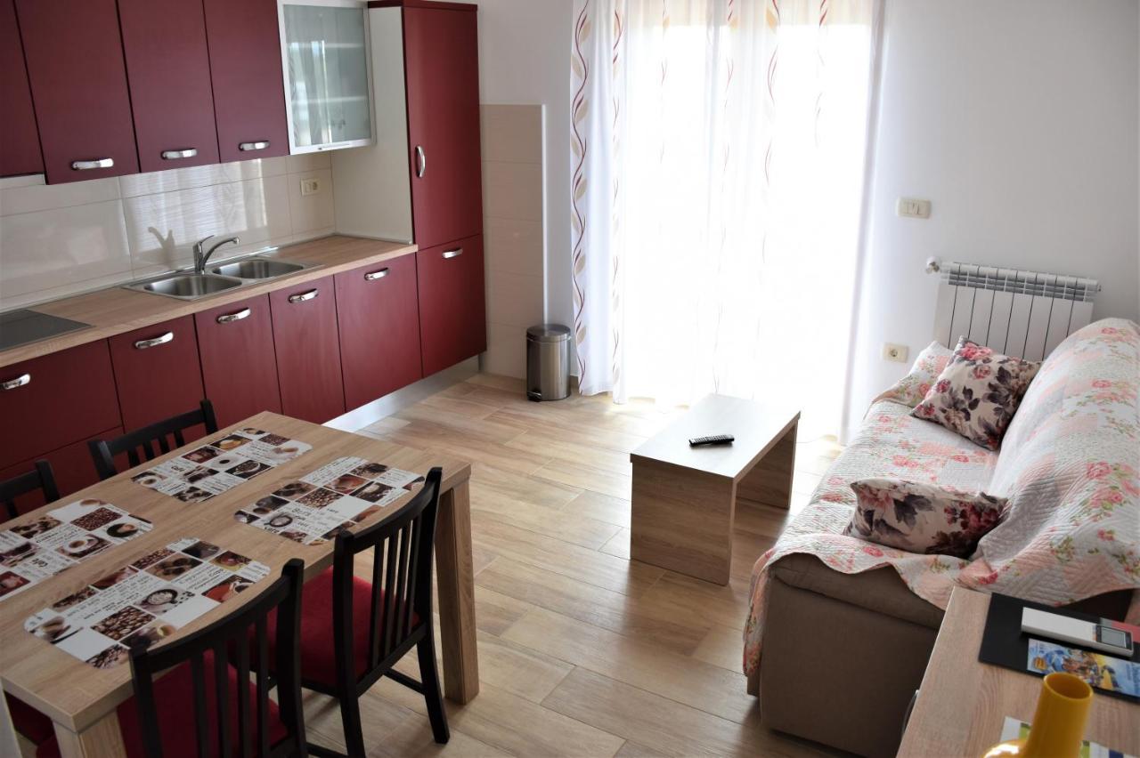 Apartmani Diana Novigrad  ภายนอก รูปภาพ